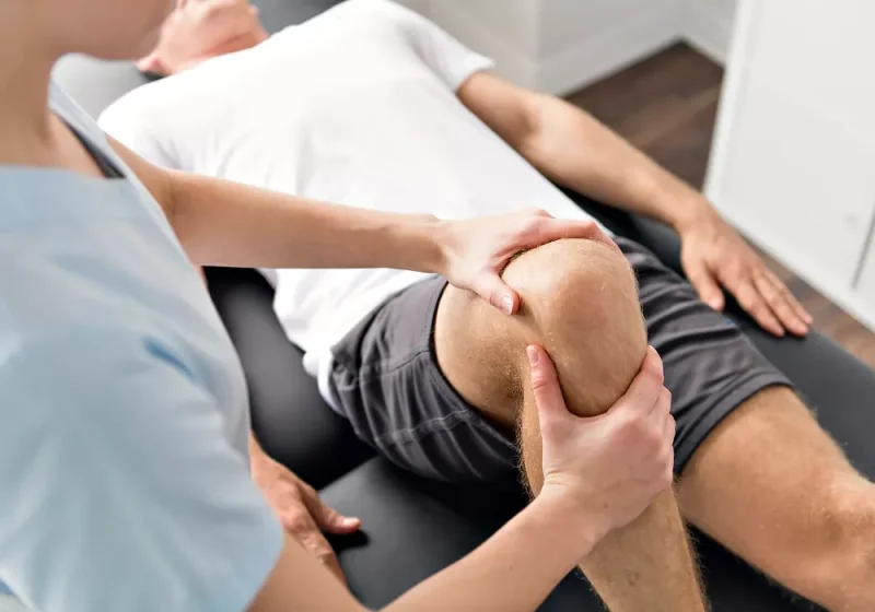 Athletic Therapy vs Physiotherapy: Guide for New Patients